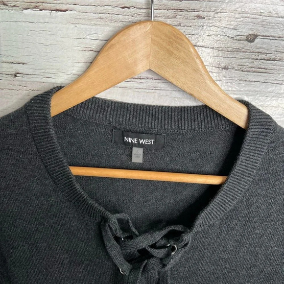 Nine West gray lace up  knit dress size small - Picture 6 of 9